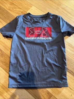 Under Armour Gray Tee with Red Logo Panel